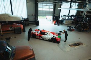 frikadelli-racing-team-rennstall-nuerburgring-nordschleife-werkstatt-header